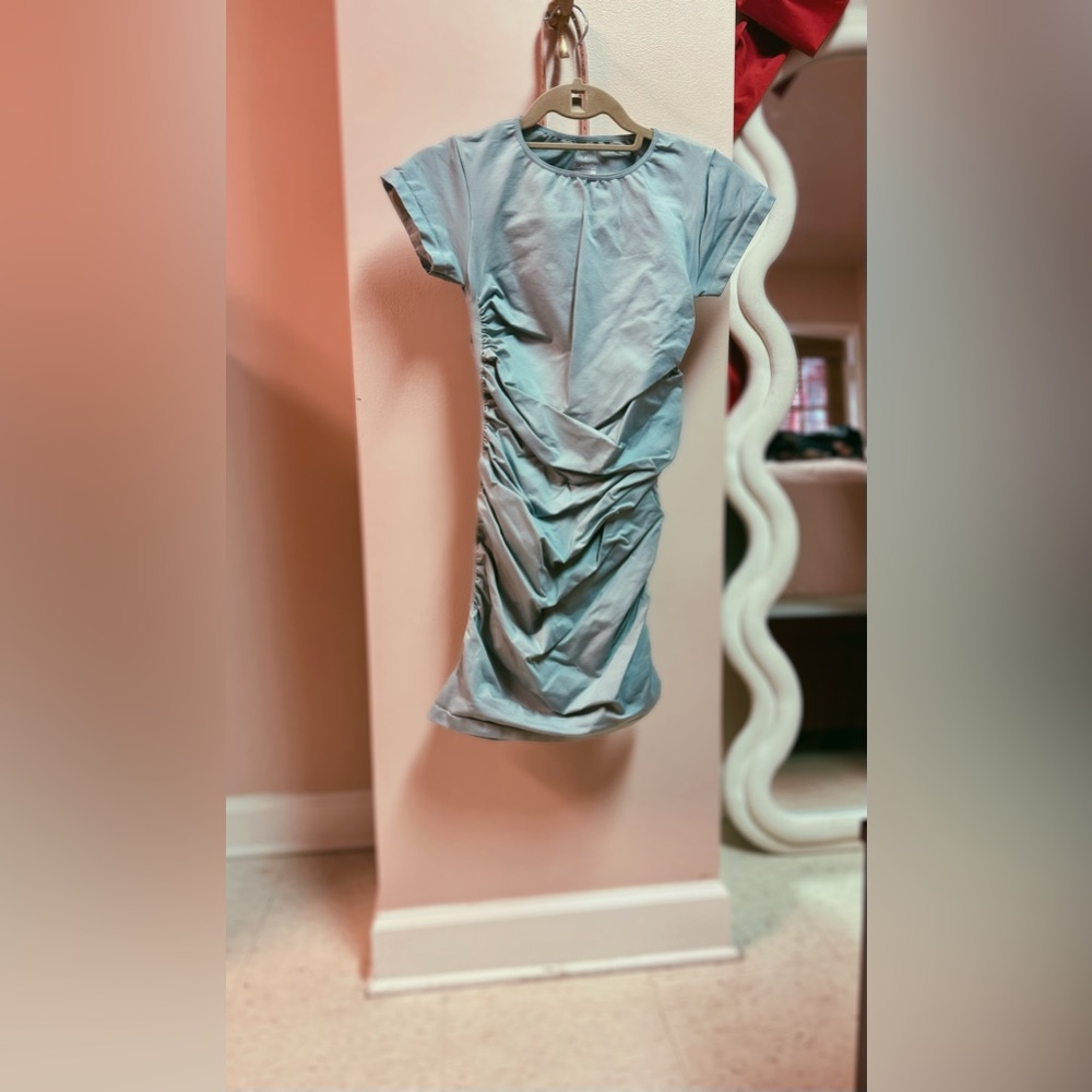 Blanqi maternity dress. EUC.